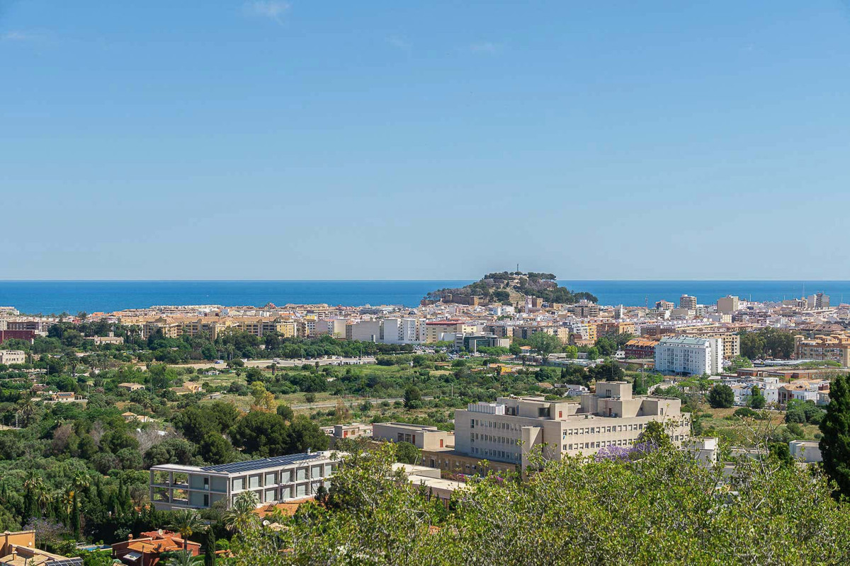 Grond te koop in Denia | 3 slaapkamers H5468740