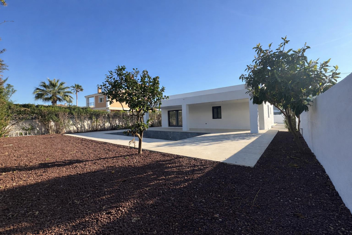 Vrijstaande Villa te koop in Denia | 3 slaapkamers H5473039