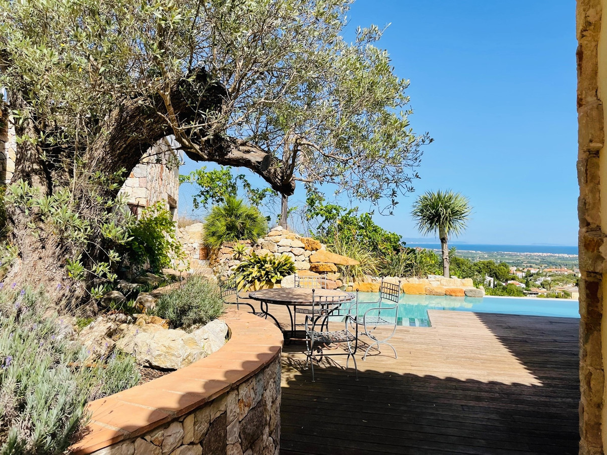 Vrijstaande Villa te koop in Denia | 5 slaapkamers H5473351