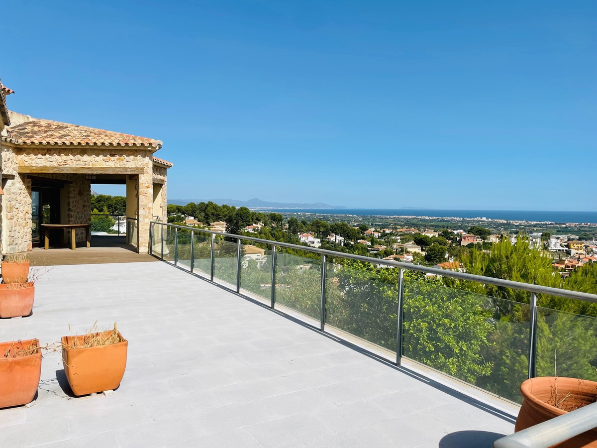 Vrijstaande Villa te koop in Denia | 5 slaapkamers H5473351