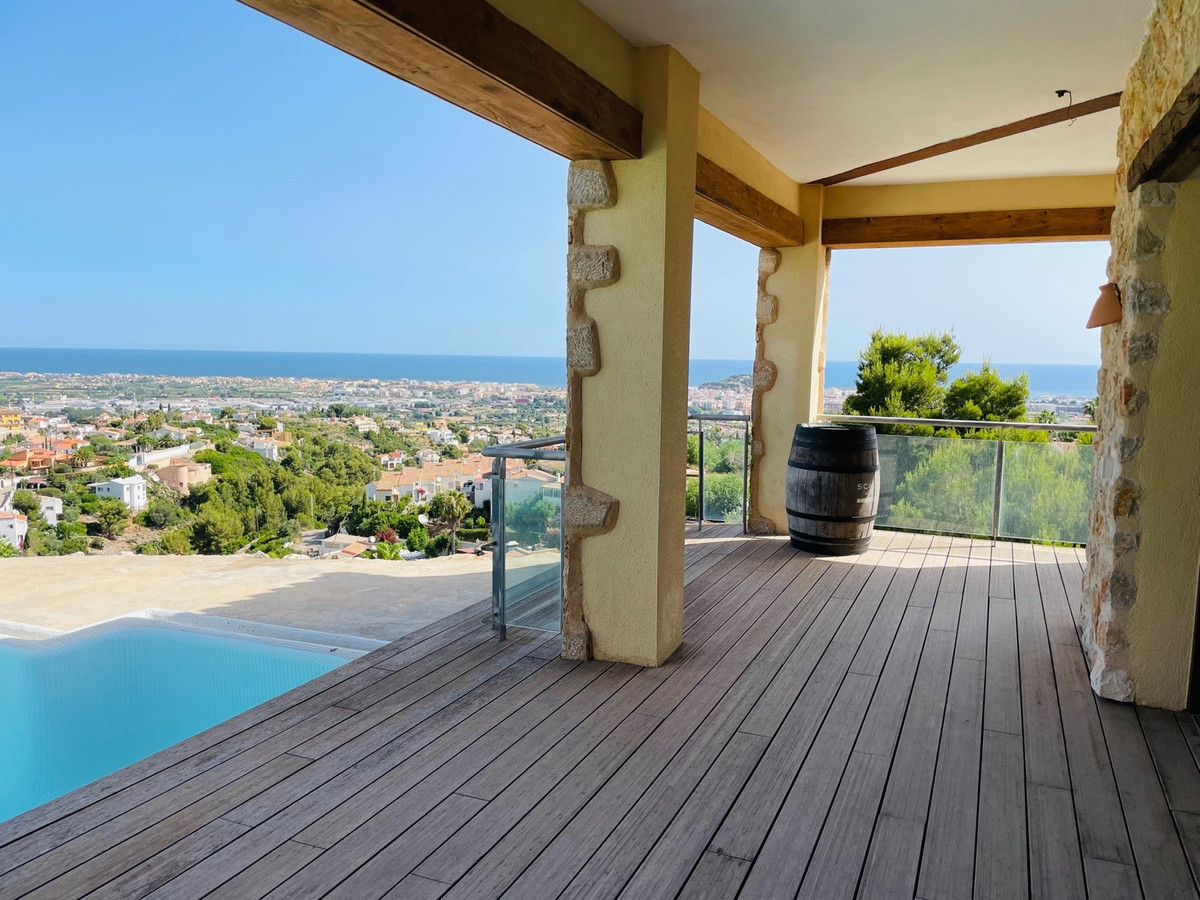 Vrijstaande Villa te koop in Denia | 5 slaapkamers H5473351
