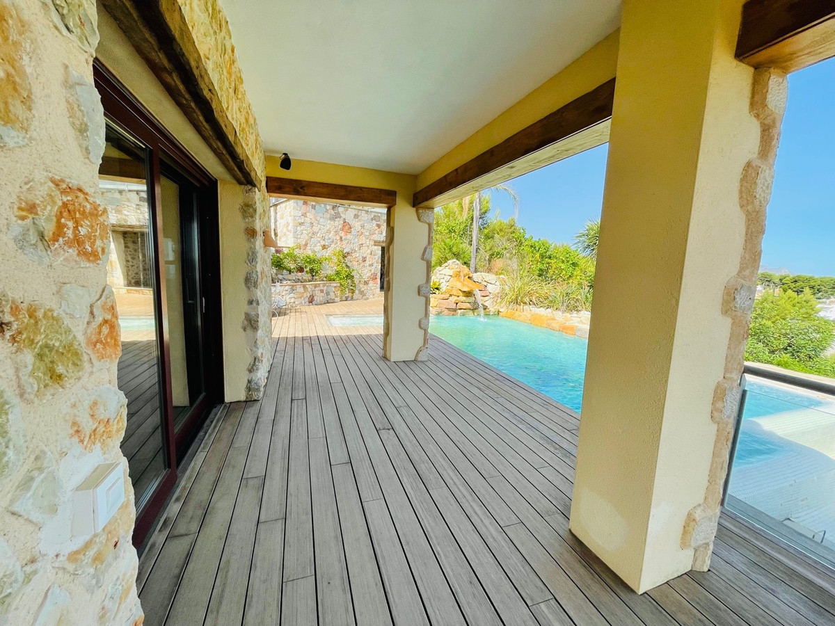 Vrijstaande Villa te koop in Denia | 5 slaapkamers H5473351