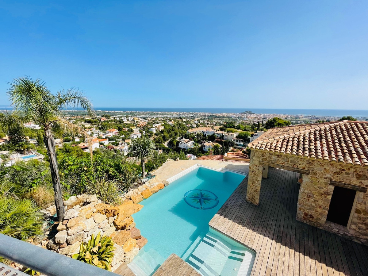 Vrijstaande Villa te koop in Denia | 5 slaapkamers H5473351