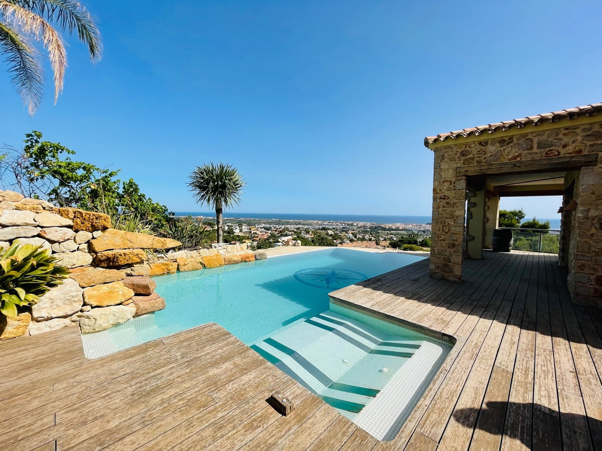 Vrijstaande Villa te koop in Denia | 5 slaapkamers H5473351