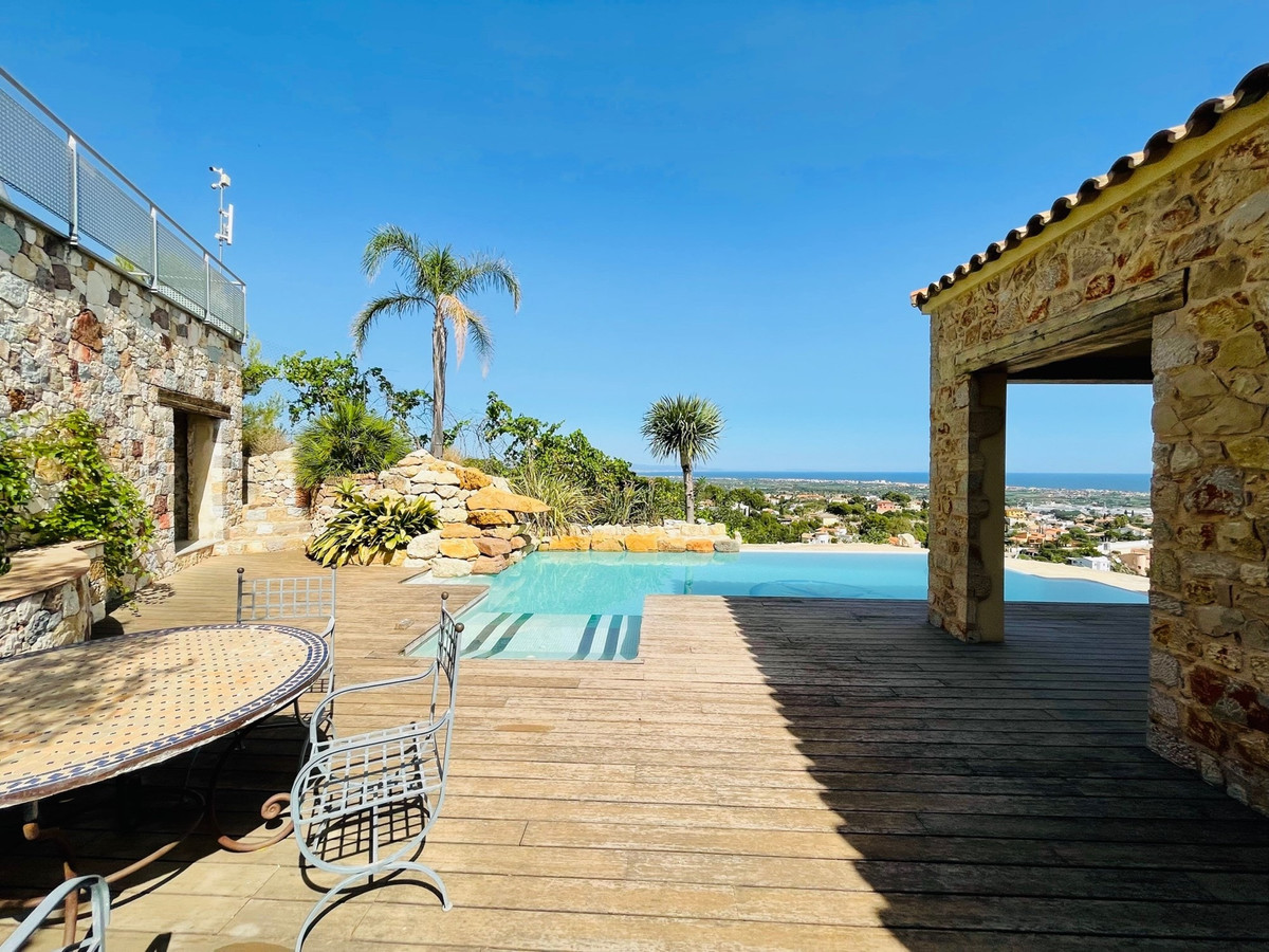 Vrijstaande Villa te koop in Denia | 5 slaapkamers H5473351