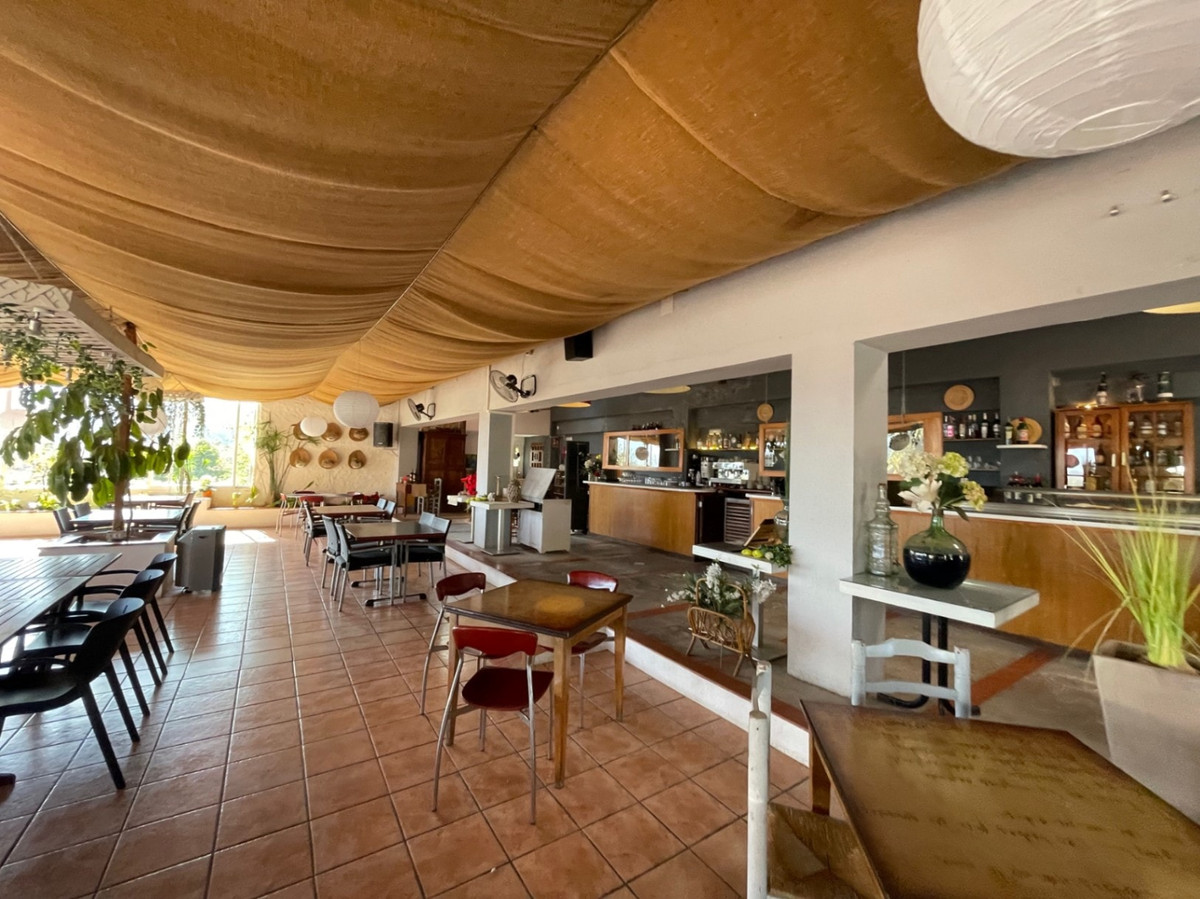 Vrijstaande Villa te koop in Denia | 6 slaapkamers H5473354