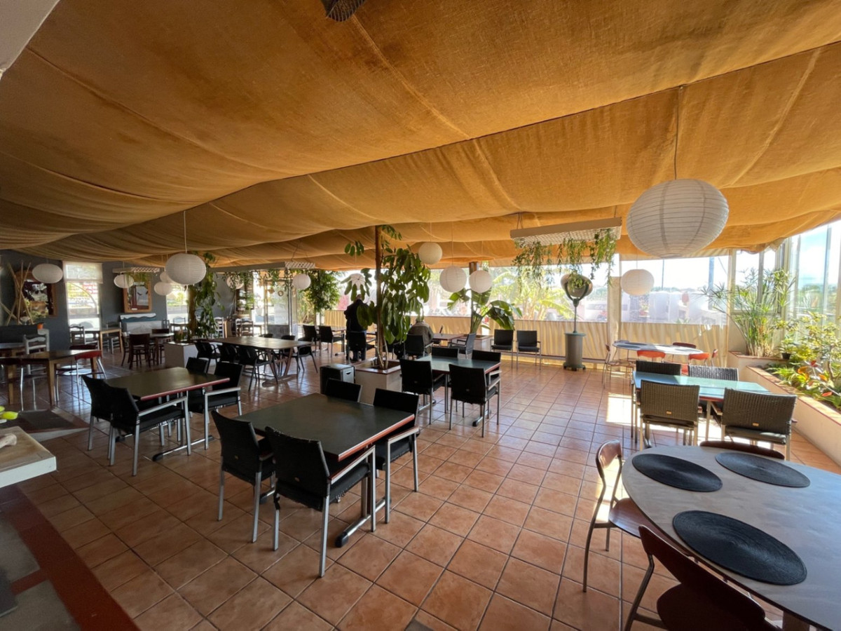 Vrijstaande Villa te koop in Denia | 6 slaapkamers H5473354
