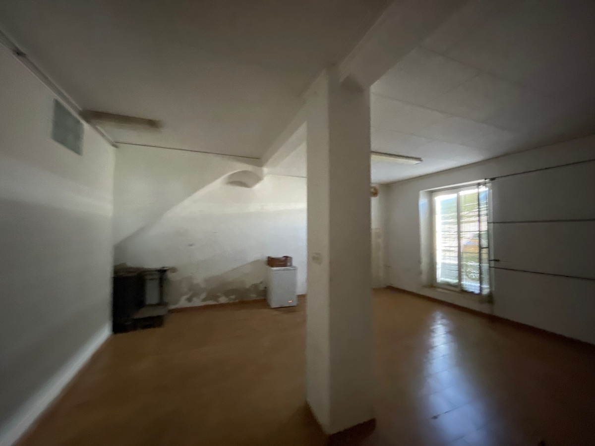 Vrijstaande Villa te koop in Denia | 6 slaapkamers H5473354