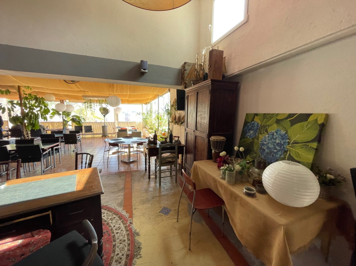 Vrijstaande Villa te koop in Denia | 6 slaapkamers H5473354