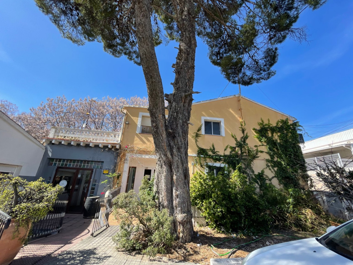 Vrijstaande Villa te koop in Denia | 6 slaapkamers H5473354