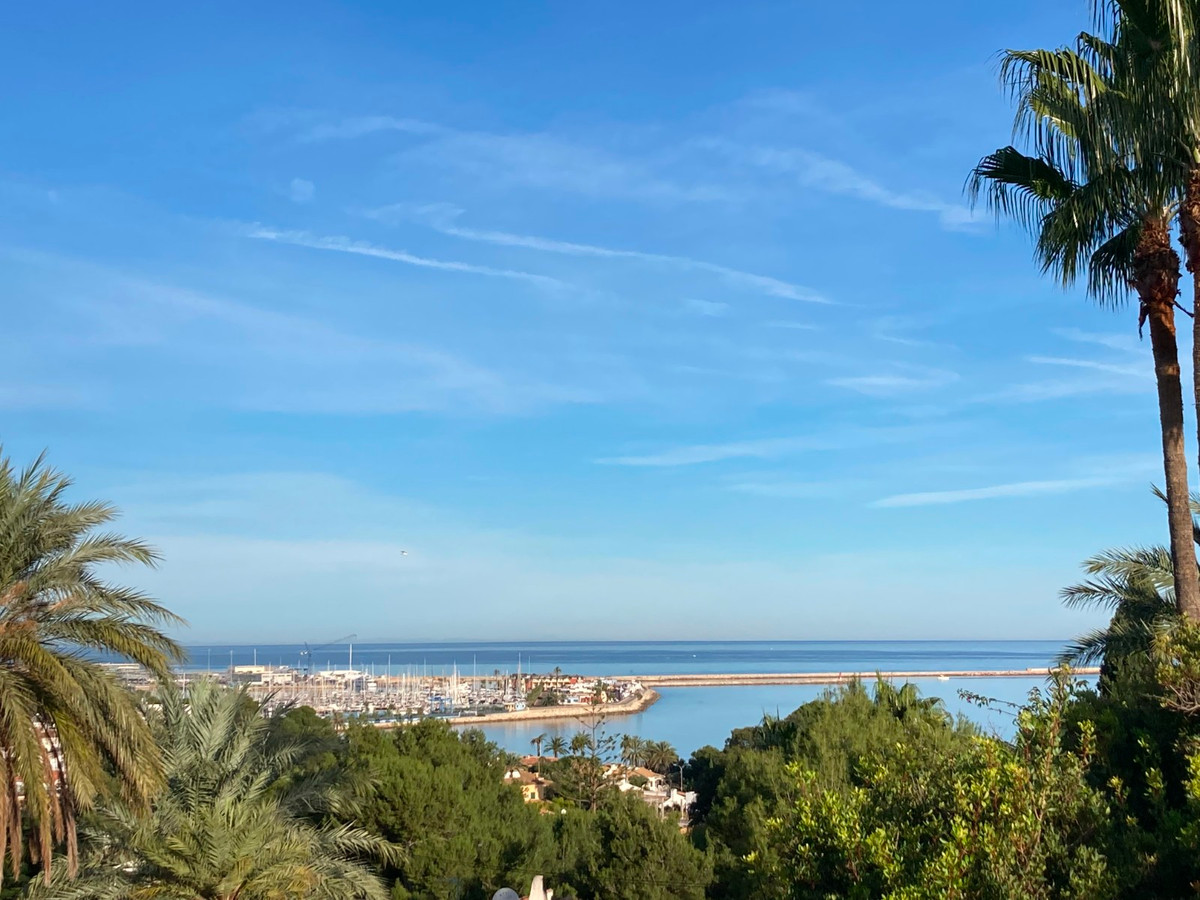 Vrijstaande Villa te koop in Denia | 2 slaapkamers H5525203