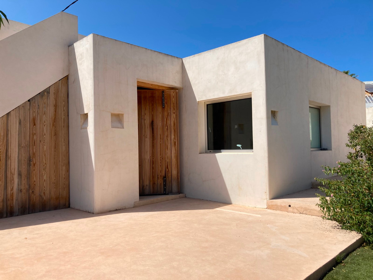 Vrijstaande Villa te koop in Denia | 2 slaapkamers H5525203
