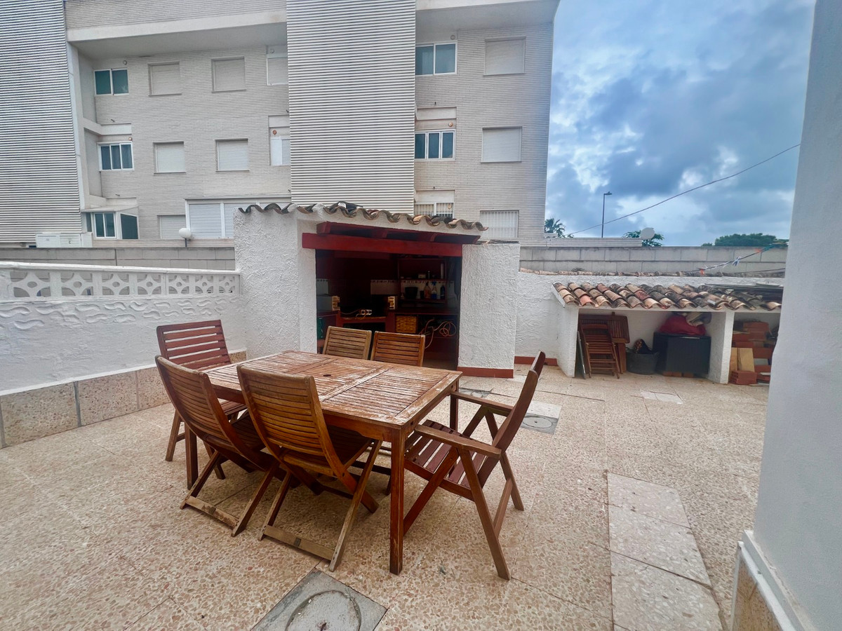 Geschakelde Woning te koop in Denia | 3 slaapkamers H5525218
