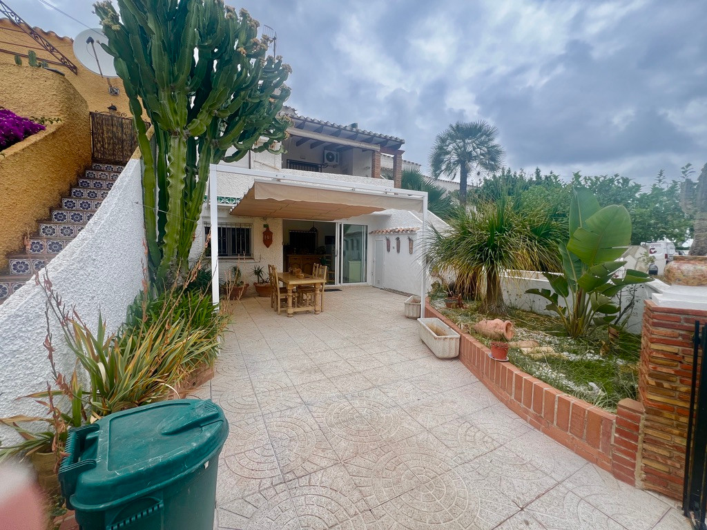 Geschakelde Woning te koop in Denia | 3 slaapkamers H5525218
