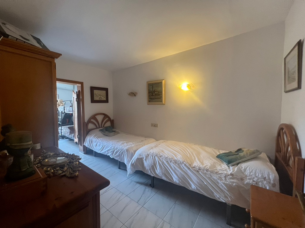Geschakelde Woning te koop in Denia | 3 slaapkamers H5525218
