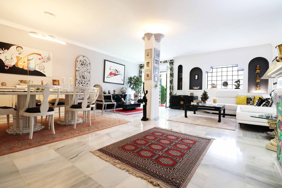 Huis te koop in Diana Park | 4 slaapkamers H4880860