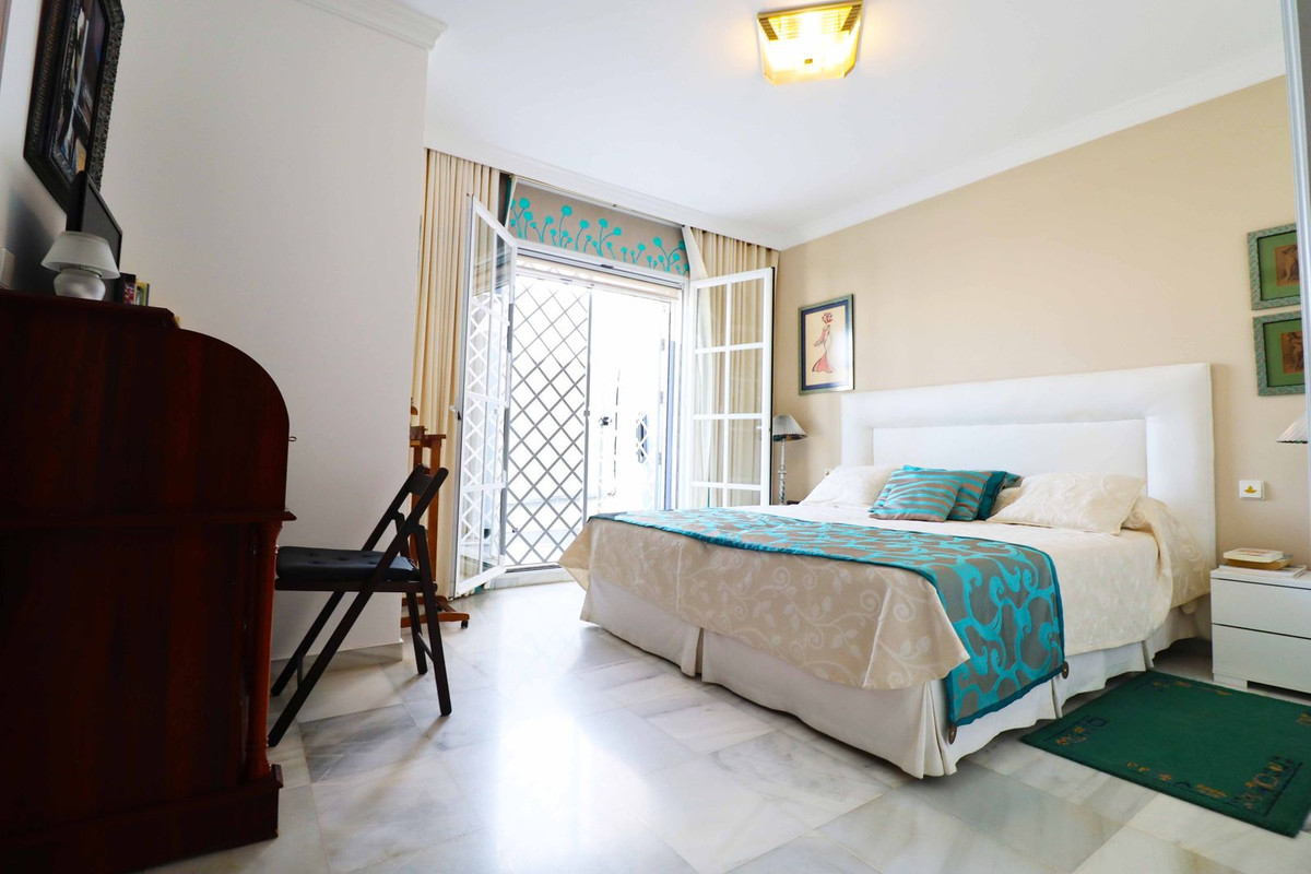 Huis te koop in Diana Park | 4 slaapkamers H4880860