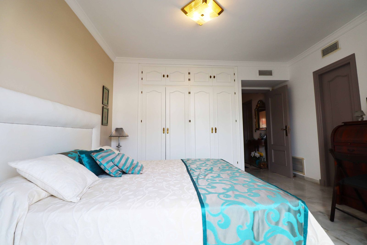 Huis te koop in Diana Park | 4 slaapkamers H4880860