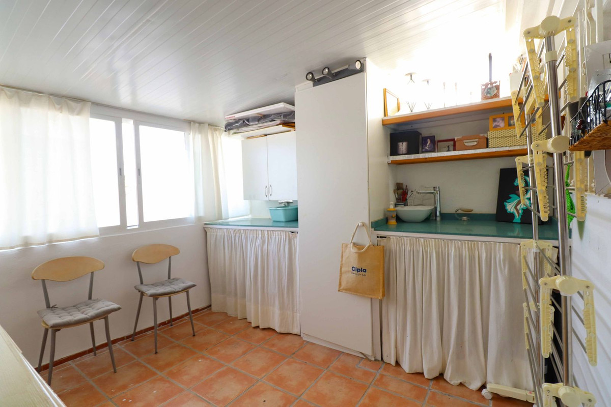 Huis te koop in Diana Park | 4 slaapkamers H4880860