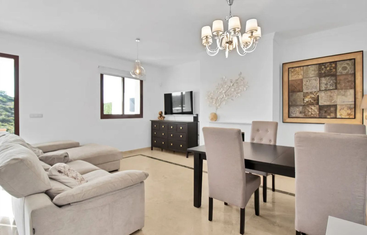 Huis te koop in Doña Julia | 3 slaapkamers H5223118