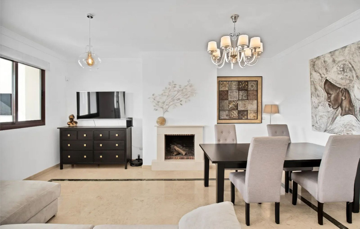 Huis te koop in Doña Julia | 3 slaapkamers H5223118