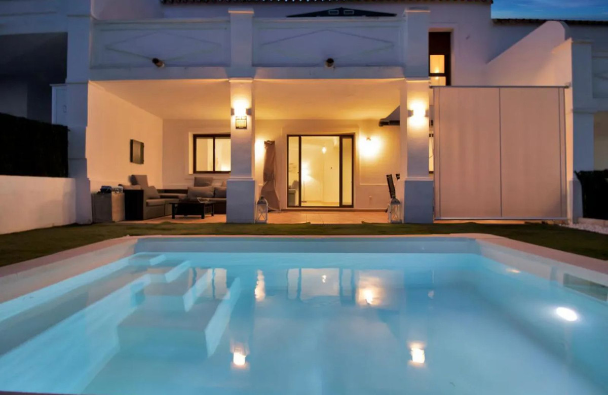 Huis te koop in Doña Julia | 3 slaapkamers H5223118