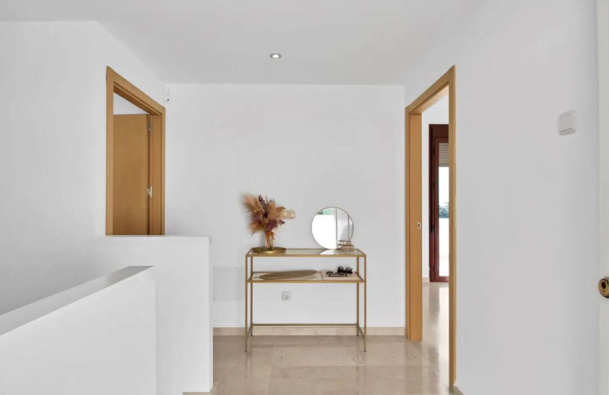 Huis te koop in Doña Julia | 3 slaapkamers H5223118