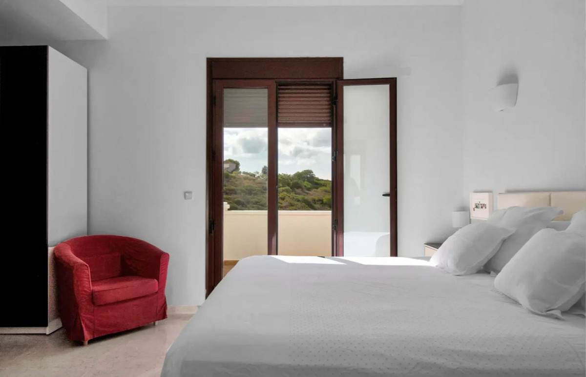 Huis te koop in Doña Julia | 3 slaapkamers H5223118