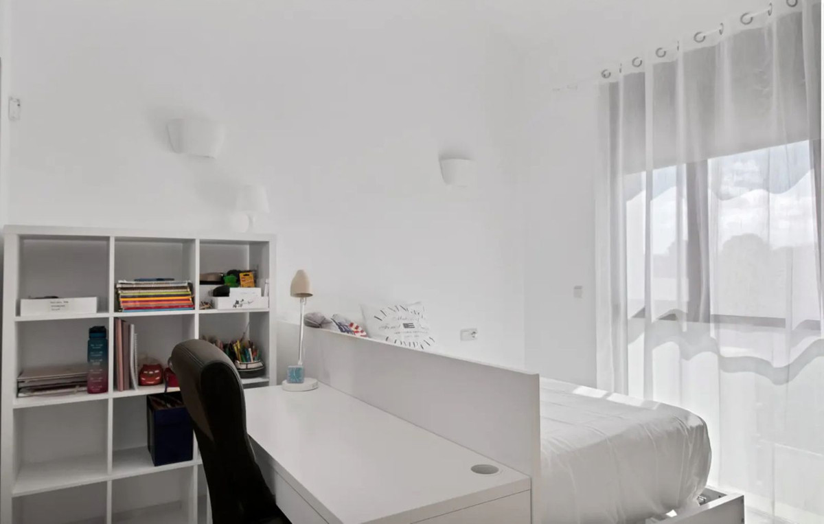 Huis te koop in Doña Julia | 3 slaapkamers H5223118