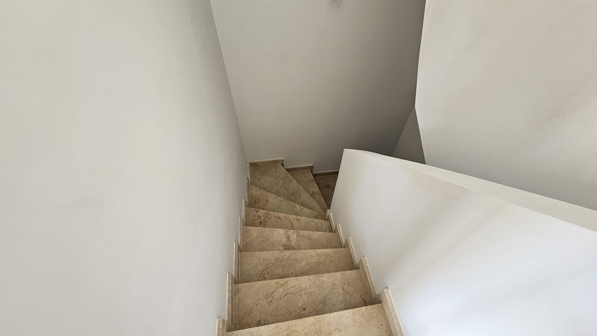 Property main view 33