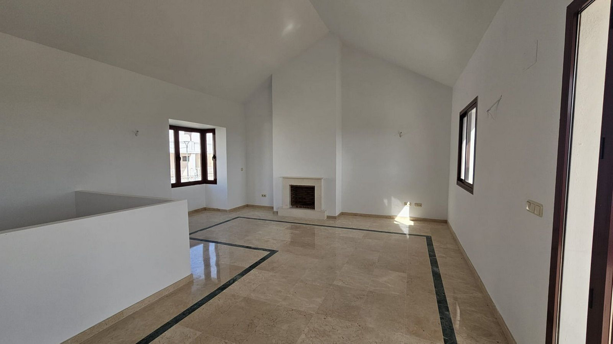 Huis te koop in Doña Julia | 3 slaapkamers H5315236