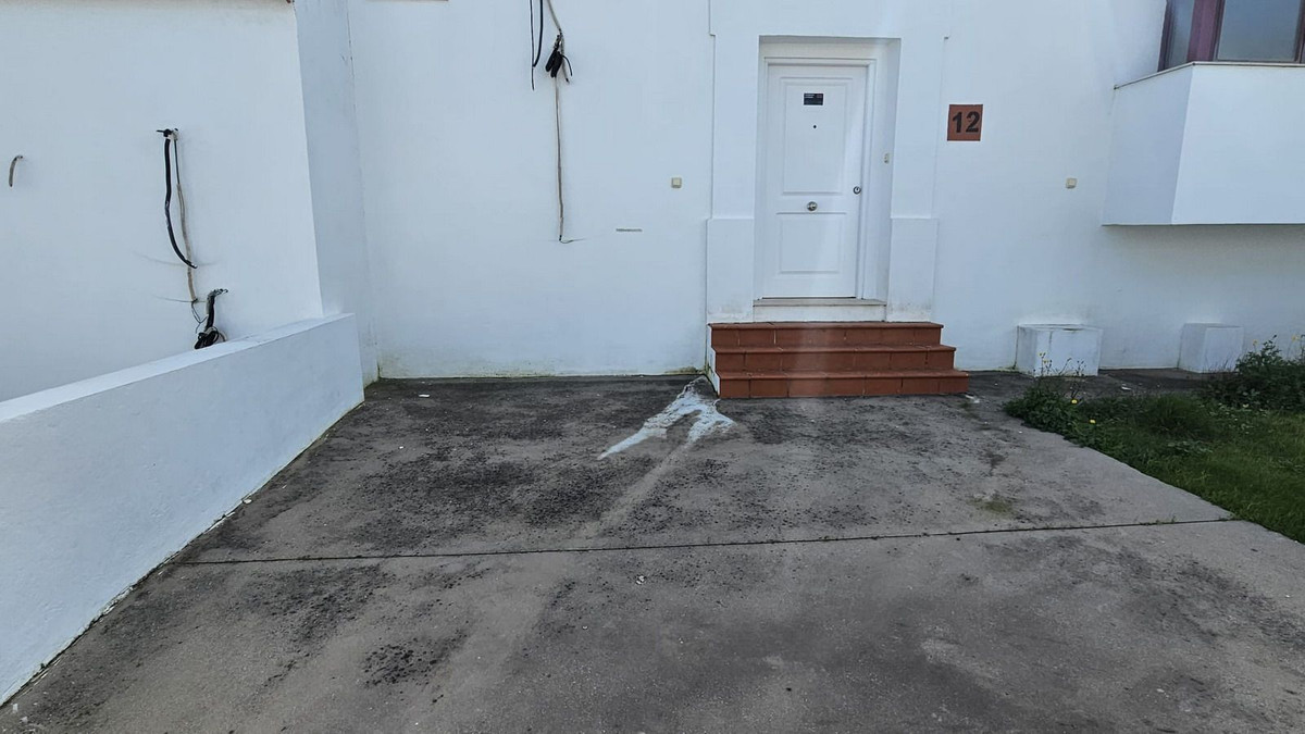 Huis te koop in Doña Julia | 2 slaapkamers H5315290