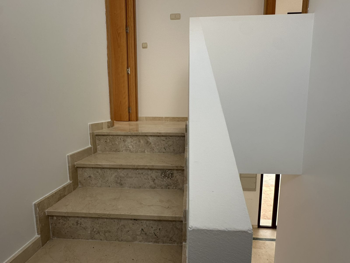 Huis te koop in Doña Julia | 2 slaapkamers H5315926