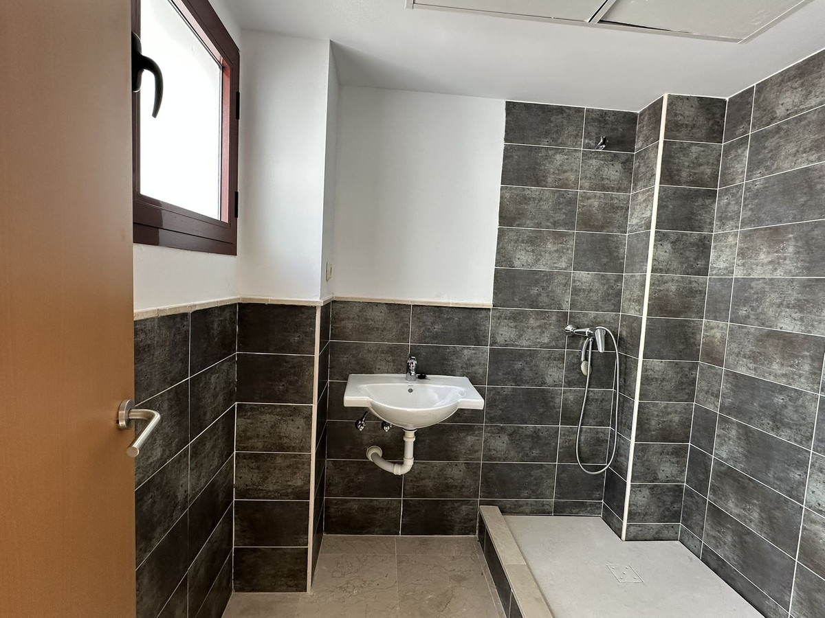 Huis te koop in Doña Julia | 2 slaapkamers H5315926