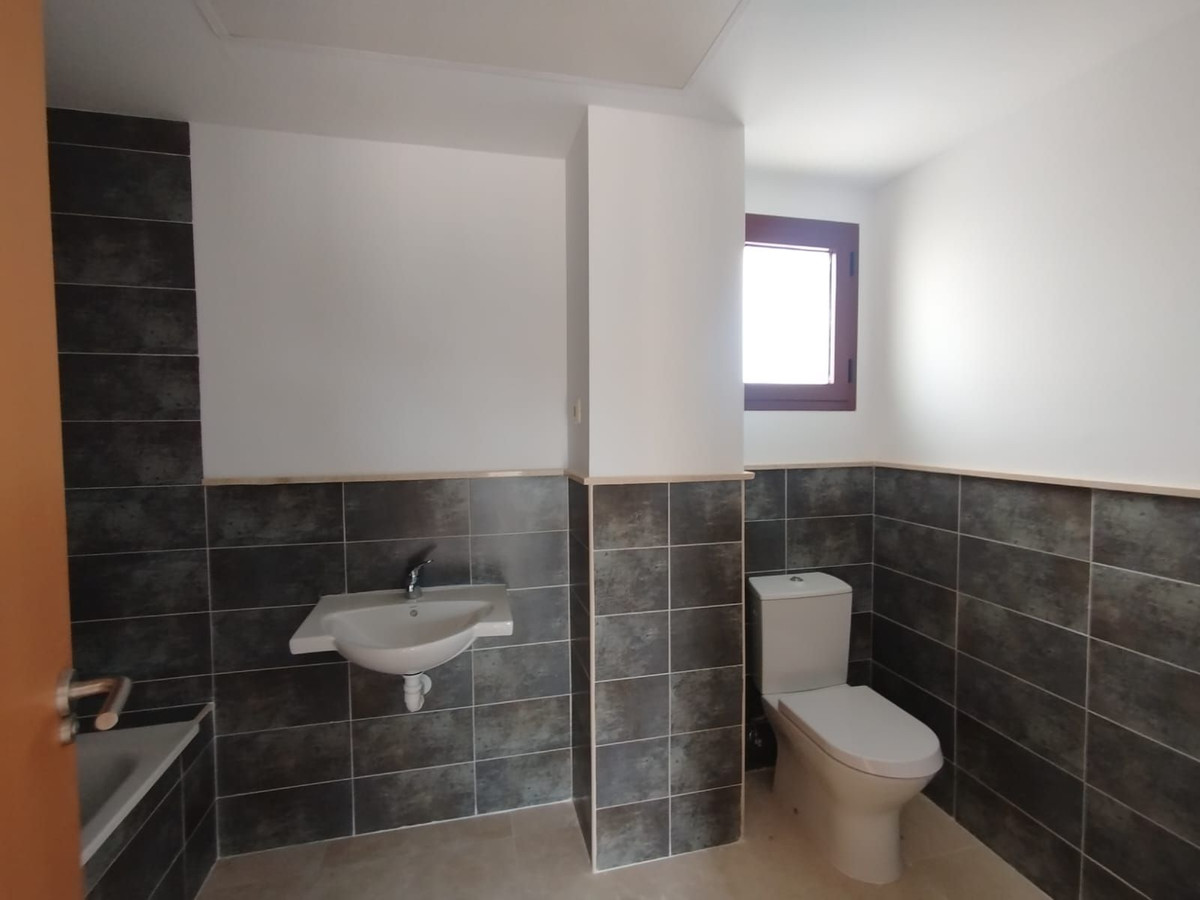 Huis te koop in Doña Julia | 2 slaapkamers H5315935