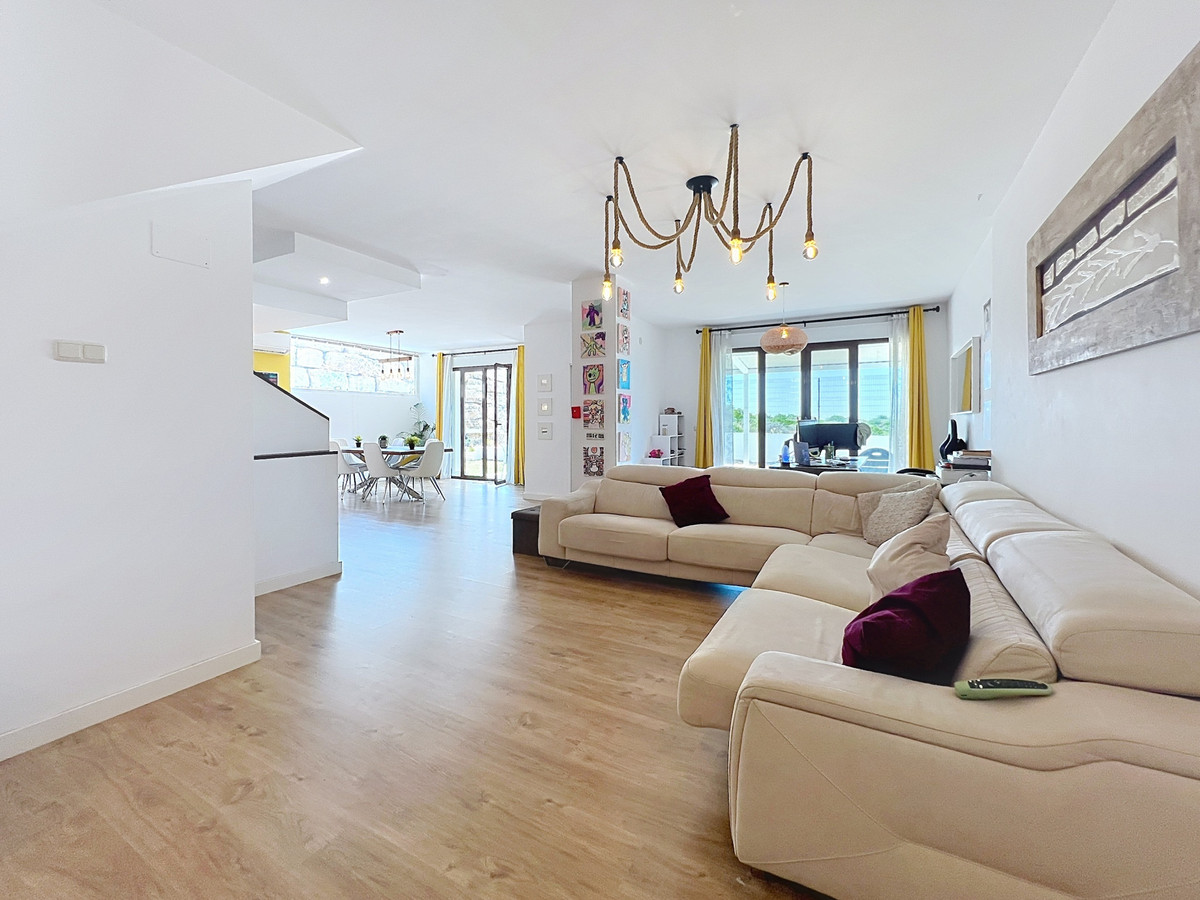 Huis te koop in Doña Julia | 2 slaapkamers H5417389