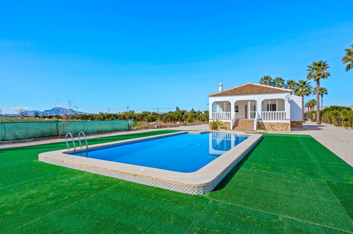 Huis te koop in Dolores | 4 slaapkamers H5311237