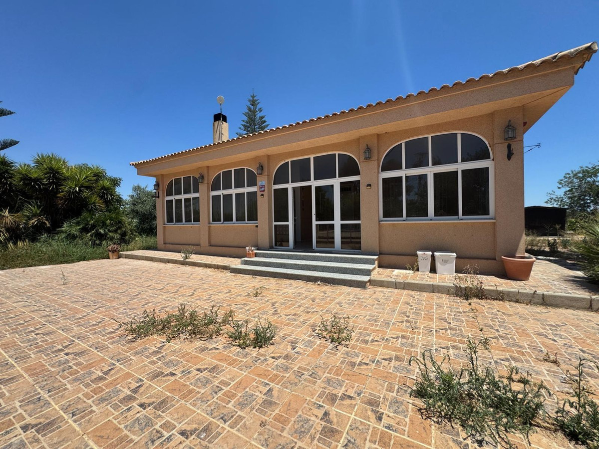 Finca - Cortijo te koop in Dolores | 5 slaapkamers H5495374