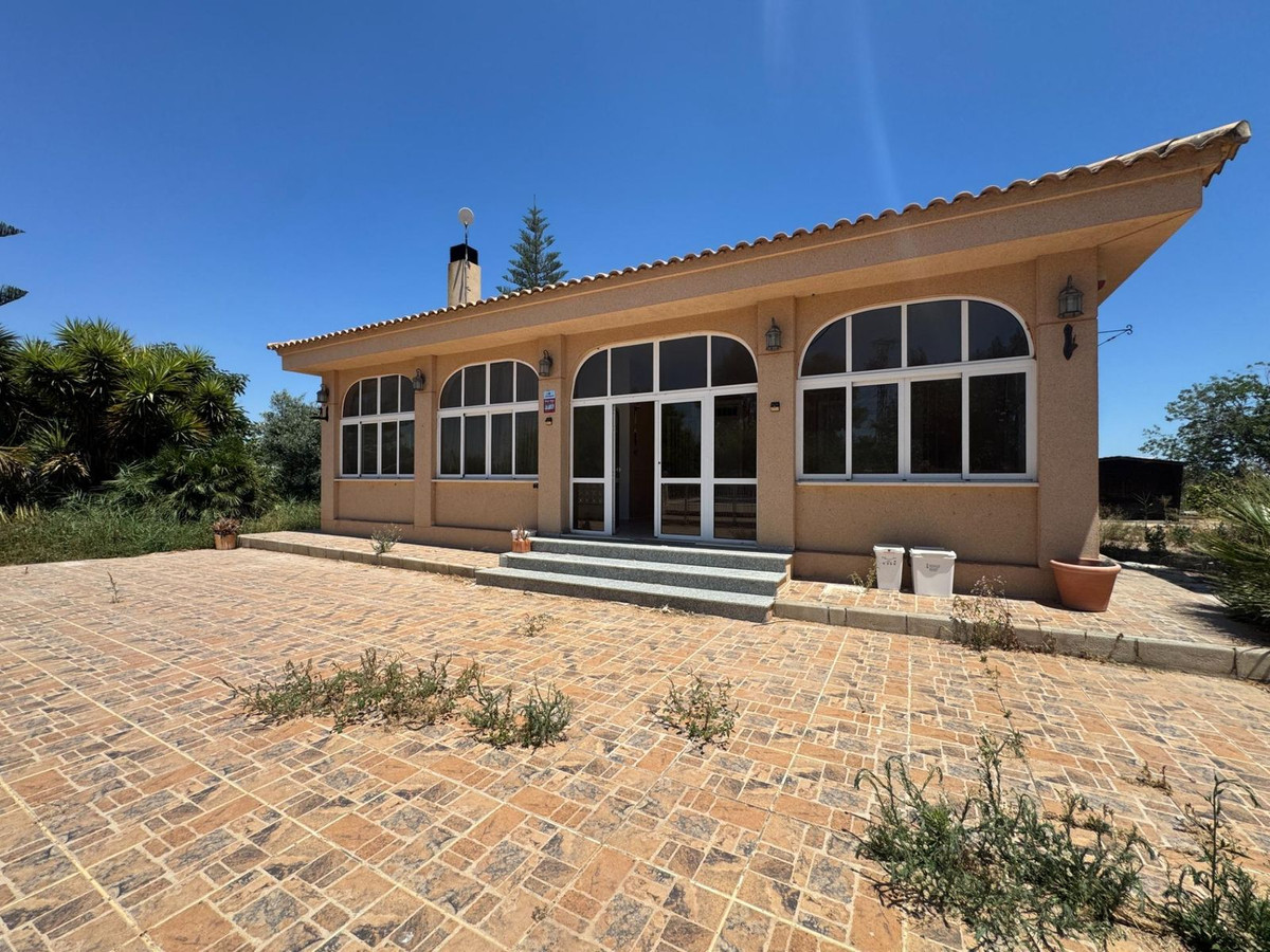 Finca - Cortijo te koop in Dolores | 5 slaapkamers H5495374