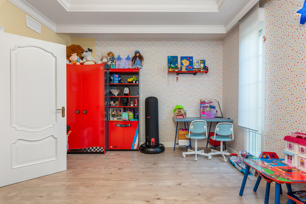 Property main view 33