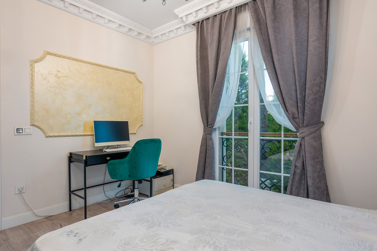 Property main view 42