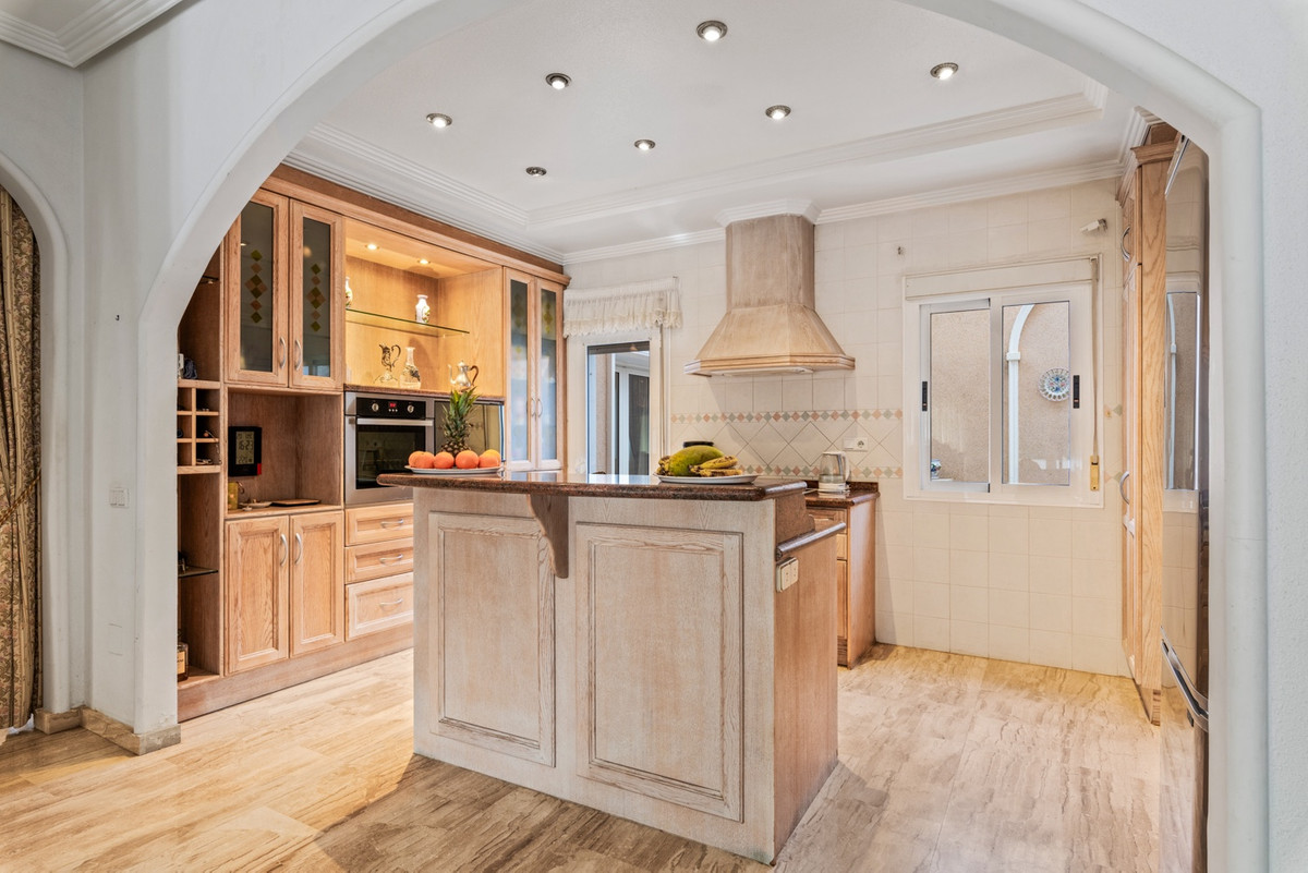 Huis te koop in Dona Pepa | 5 slaapkamers H5304382