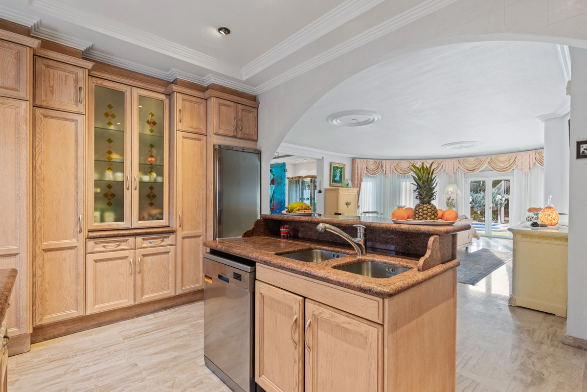 Huis te koop in Dona Pepa | 5 slaapkamers H5304382