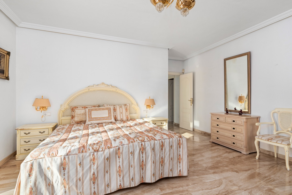 Huis te koop in Dona Pepa | 5 slaapkamers H5304382