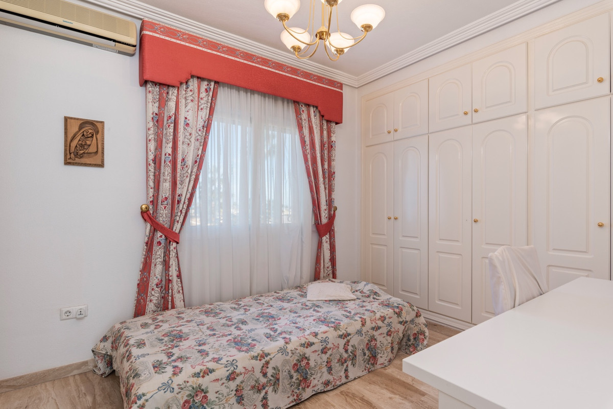 Huis te koop in Dona Pepa | 5 slaapkamers H5304382