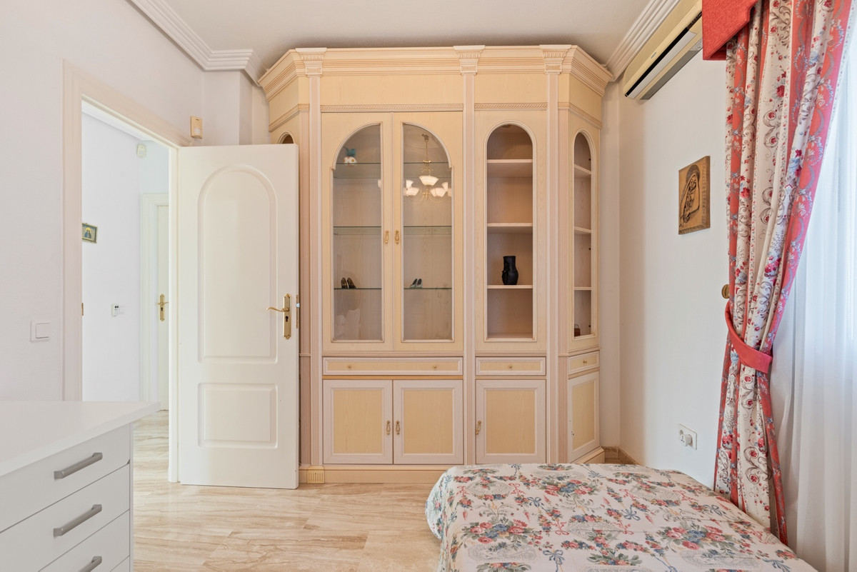 Huis te koop in Dona Pepa | 5 slaapkamers H5304382