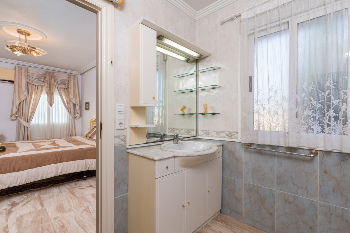 Huis te koop in Dona Pepa | 5 slaapkamers H5304382