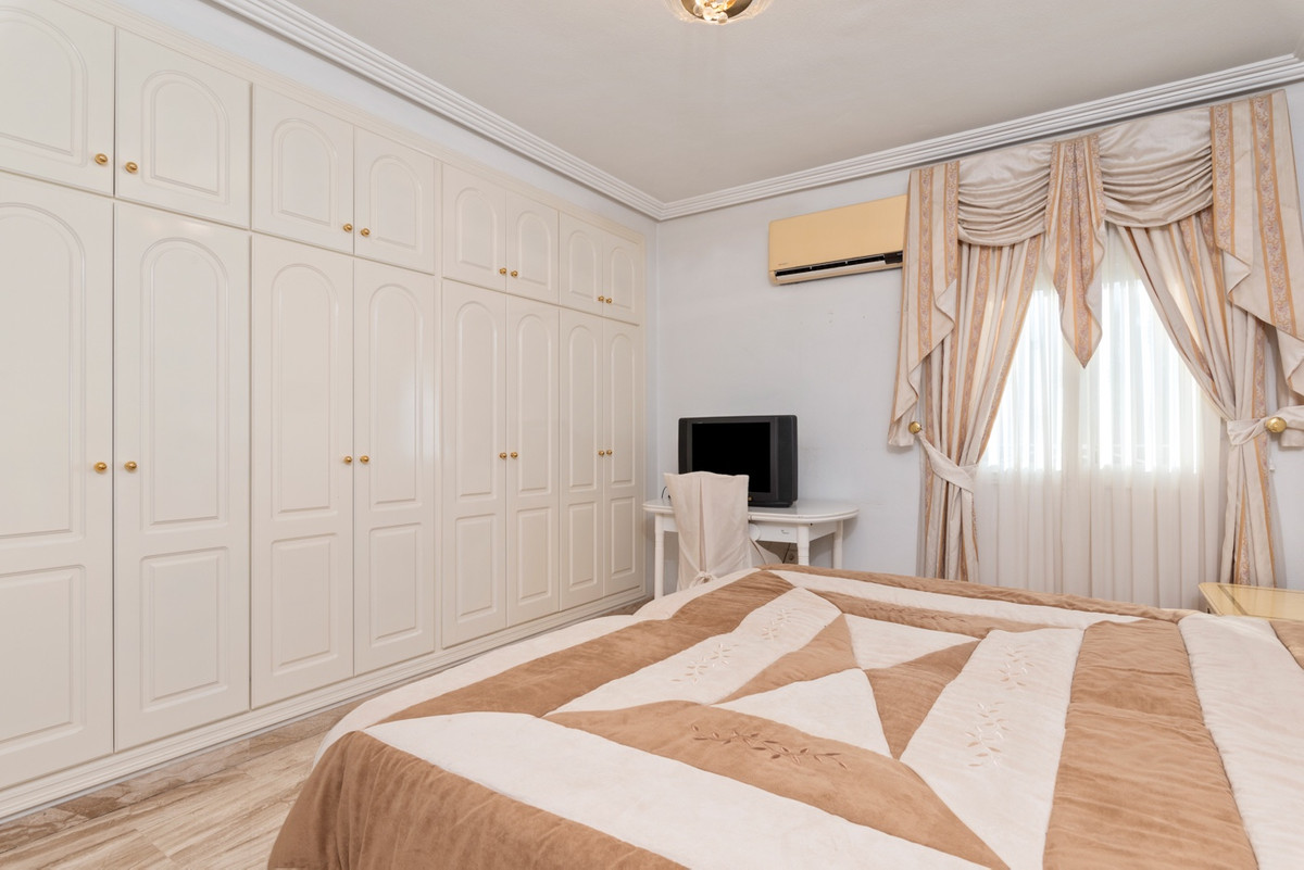 Huis te koop in Dona Pepa | 5 slaapkamers H5304382