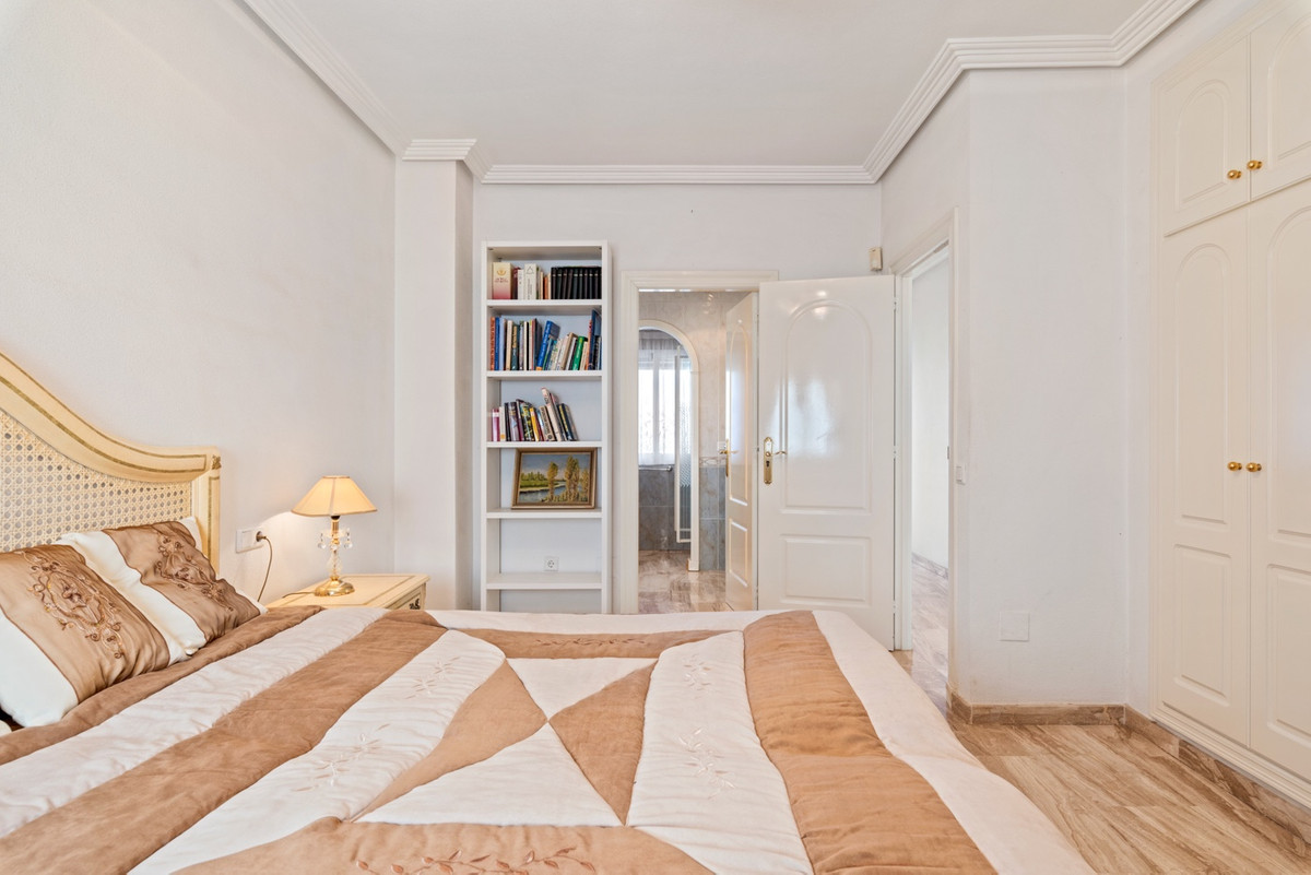 Huis te koop in Dona Pepa | 5 slaapkamers H5304382