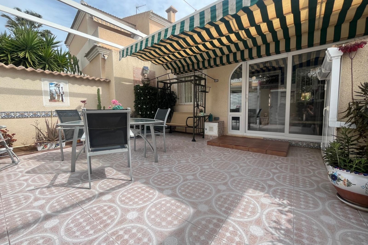 Bungalow te koop in Dona Pepa | 2 slaapkamers H5357920